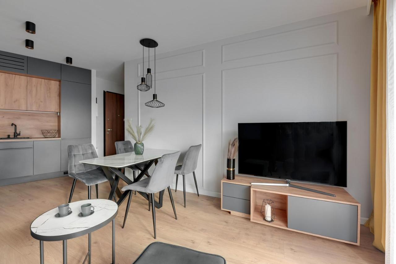 Nadmotlawie Riverside - Gym & Free Parking By Downtown Apartments Gdansk Luaran gambar